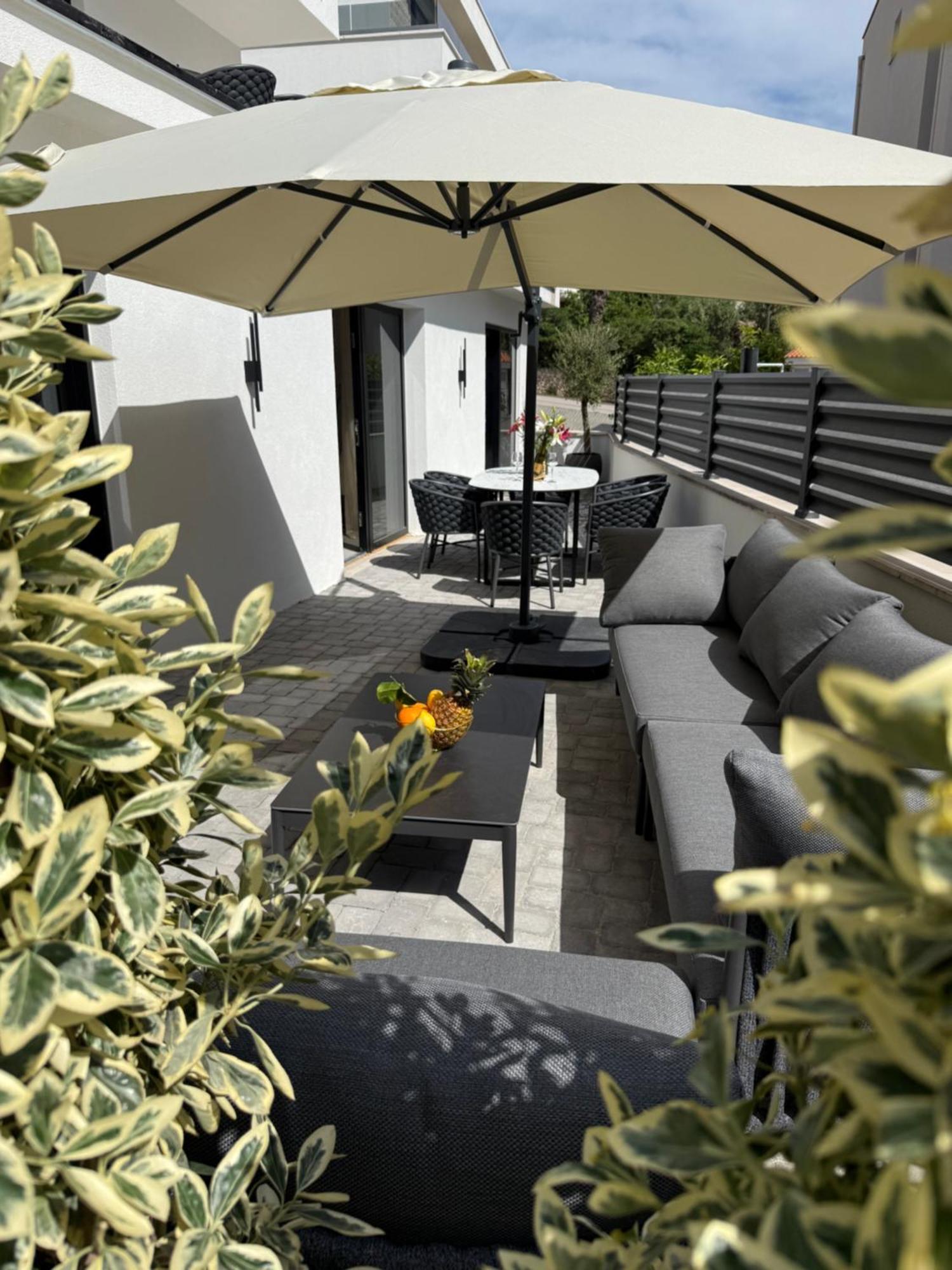 Apartment Sara Trogir Eksteriør bilde