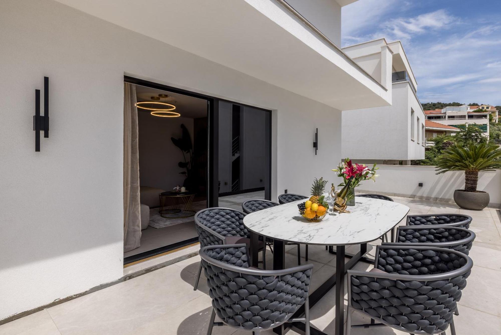 Apartment Sara Trogir Eksteriør bilde